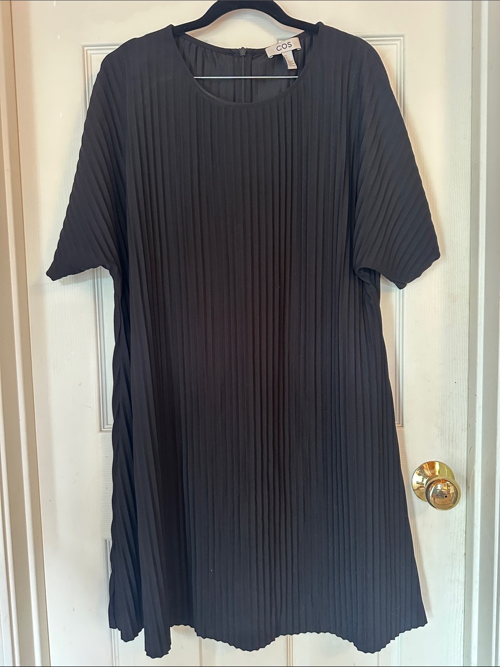 COS Black Pleated Short-Sleeve Dress